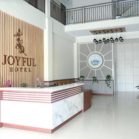 Joyful Hotel Tanjung Pandan Esterno foto
